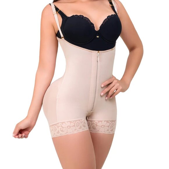 The Provocative! Invisible Faja Shaper & Thong ButtEnhancement Stagmi SMI7086! - Picture 13 of 16